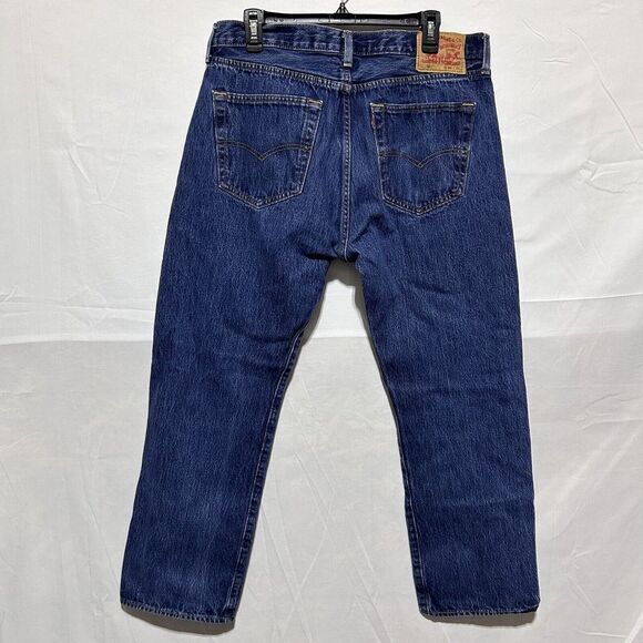 Levi's 501 Straight Leg Jeans W35 L30 Men's Dark Wash Blue Button Fly - Picture 2 of 8